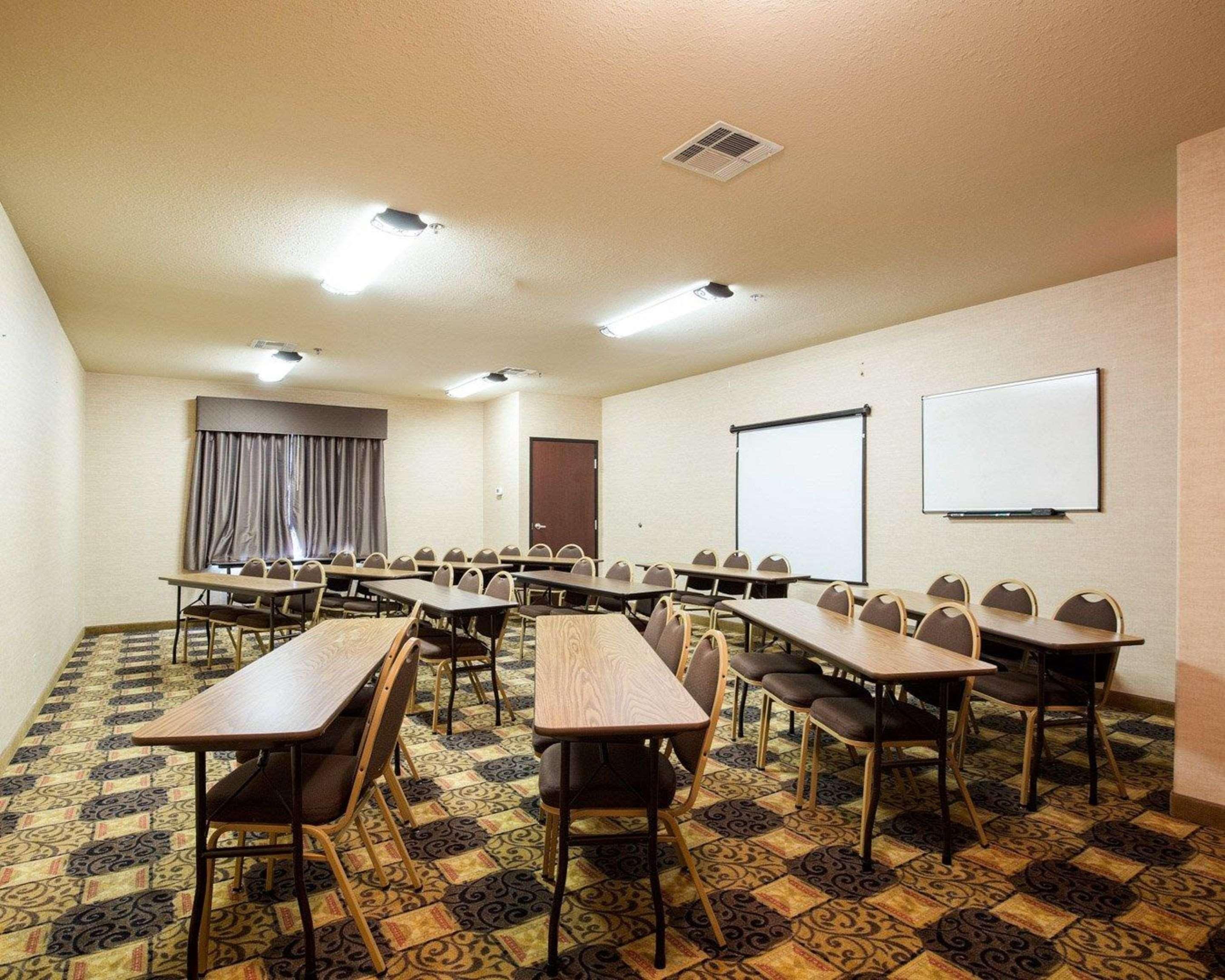 Quality Suites Гантсвілл Екстер'єр фото