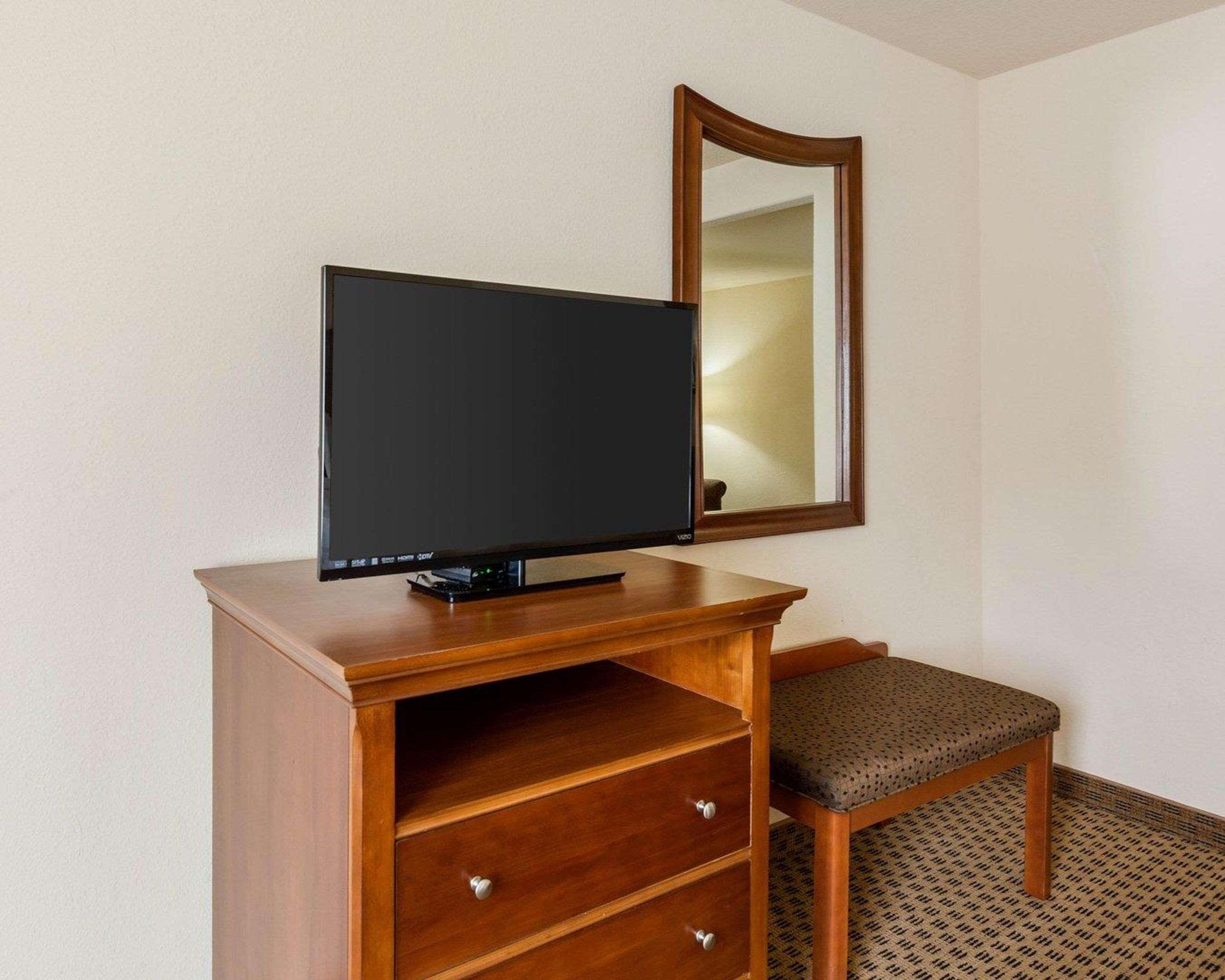 Quality Suites Гантсвілл Екстер'єр фото