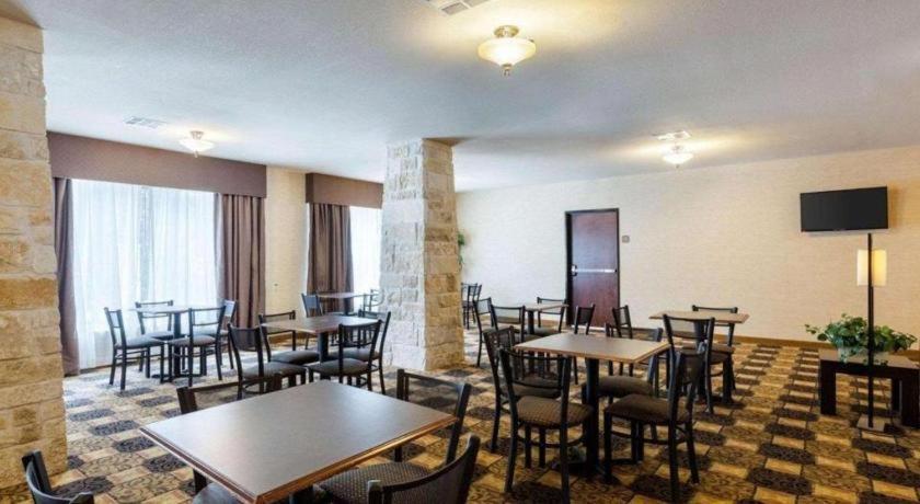 Quality Suites Гантсвілл Екстер'єр фото