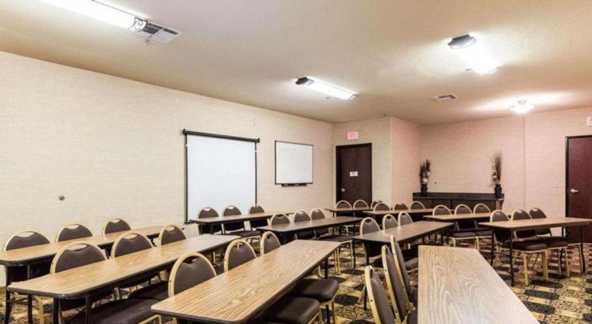 Quality Suites Гантсвілл Екстер'єр фото