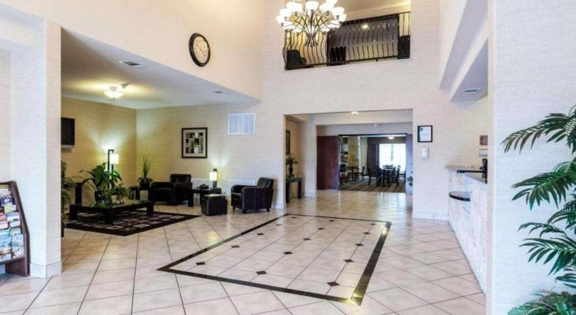 Quality Suites Гантсвілл Екстер'єр фото