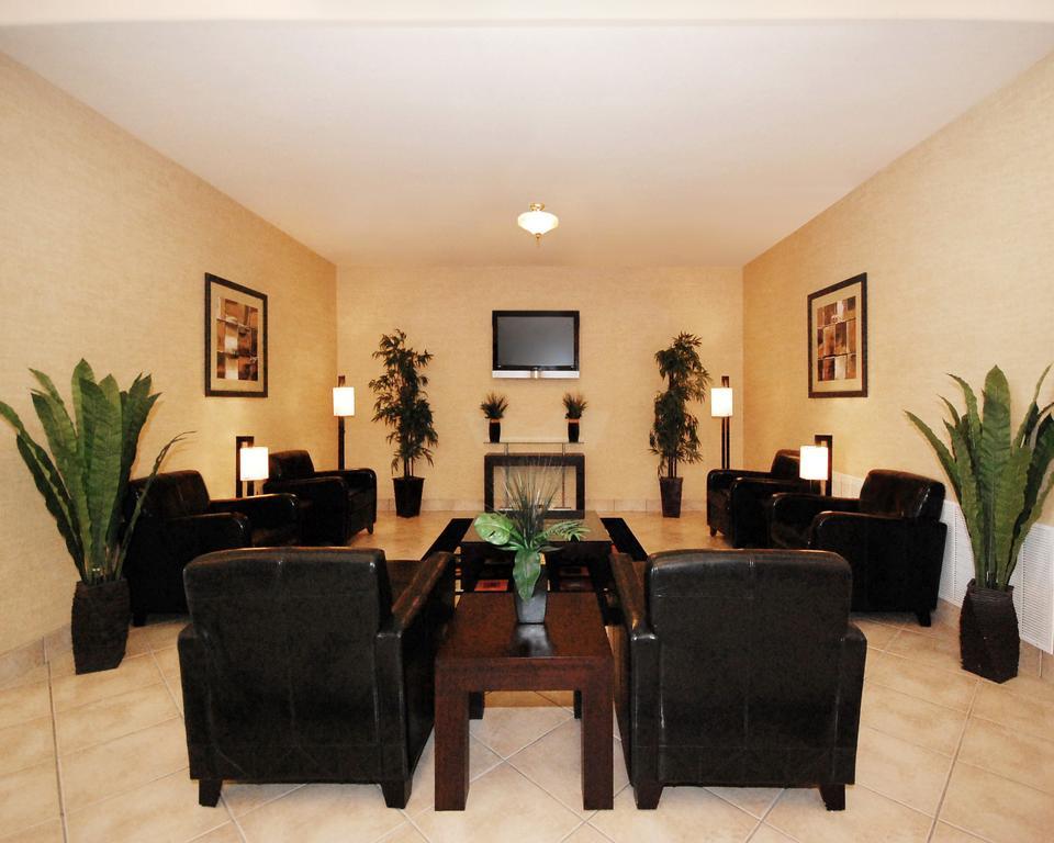 Quality Suites Гантсвілл Номер фото