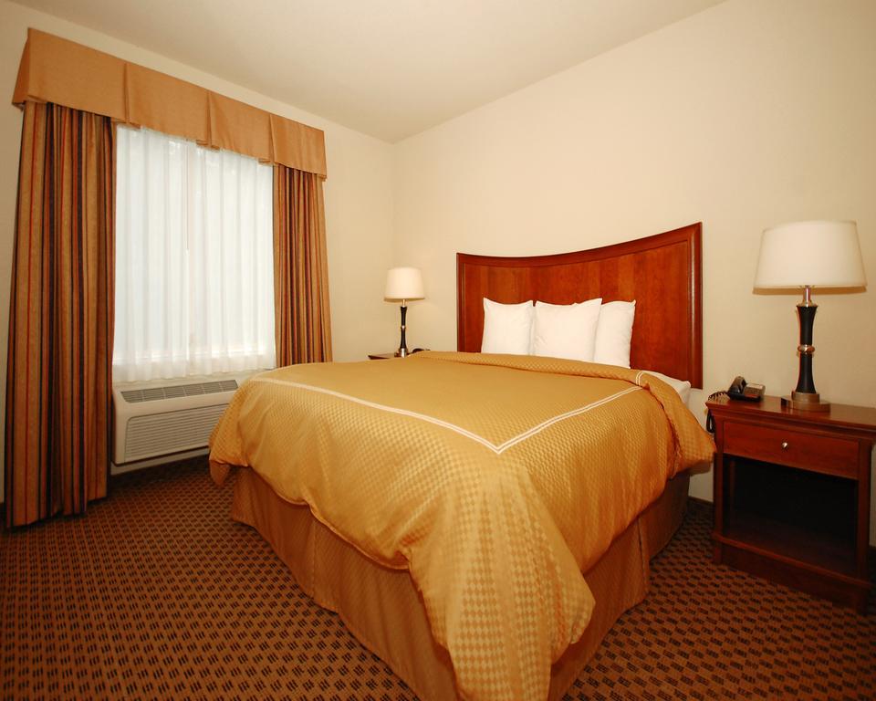Quality Suites Гантсвілл Екстер'єр фото