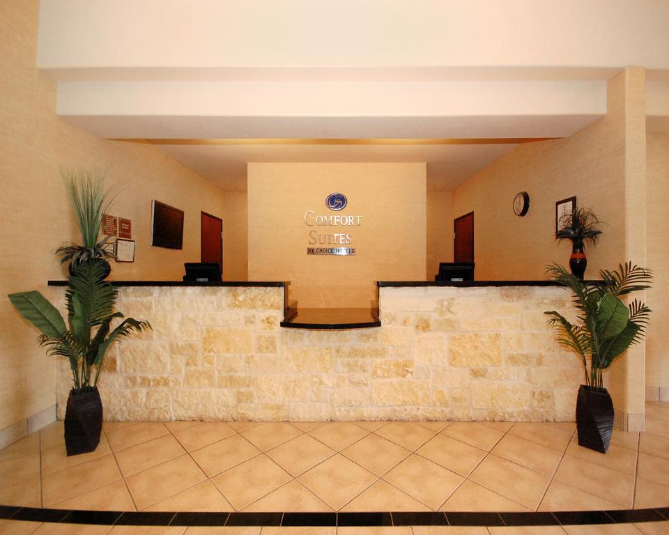 Quality Suites Гантсвілл Екстер'єр фото